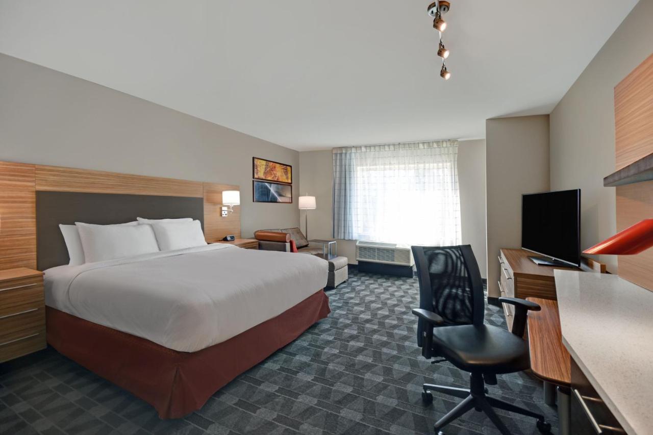 Towneplace Suites By Marriott Grand Rapids Ουαϊόμινγκ Εξωτερικό φωτογραφία