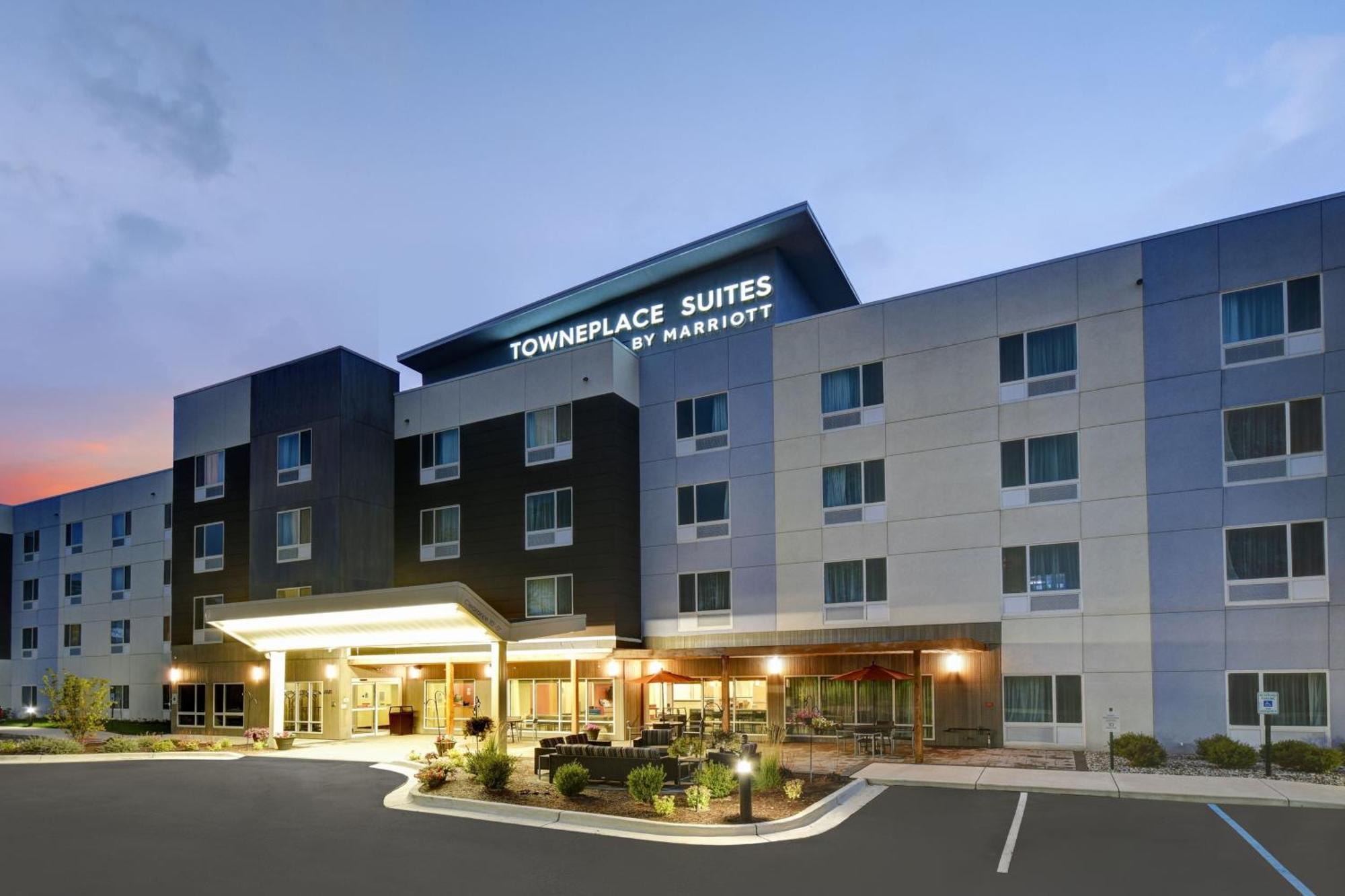 Towneplace Suites By Marriott Grand Rapids Ουαϊόμινγκ Εξωτερικό φωτογραφία